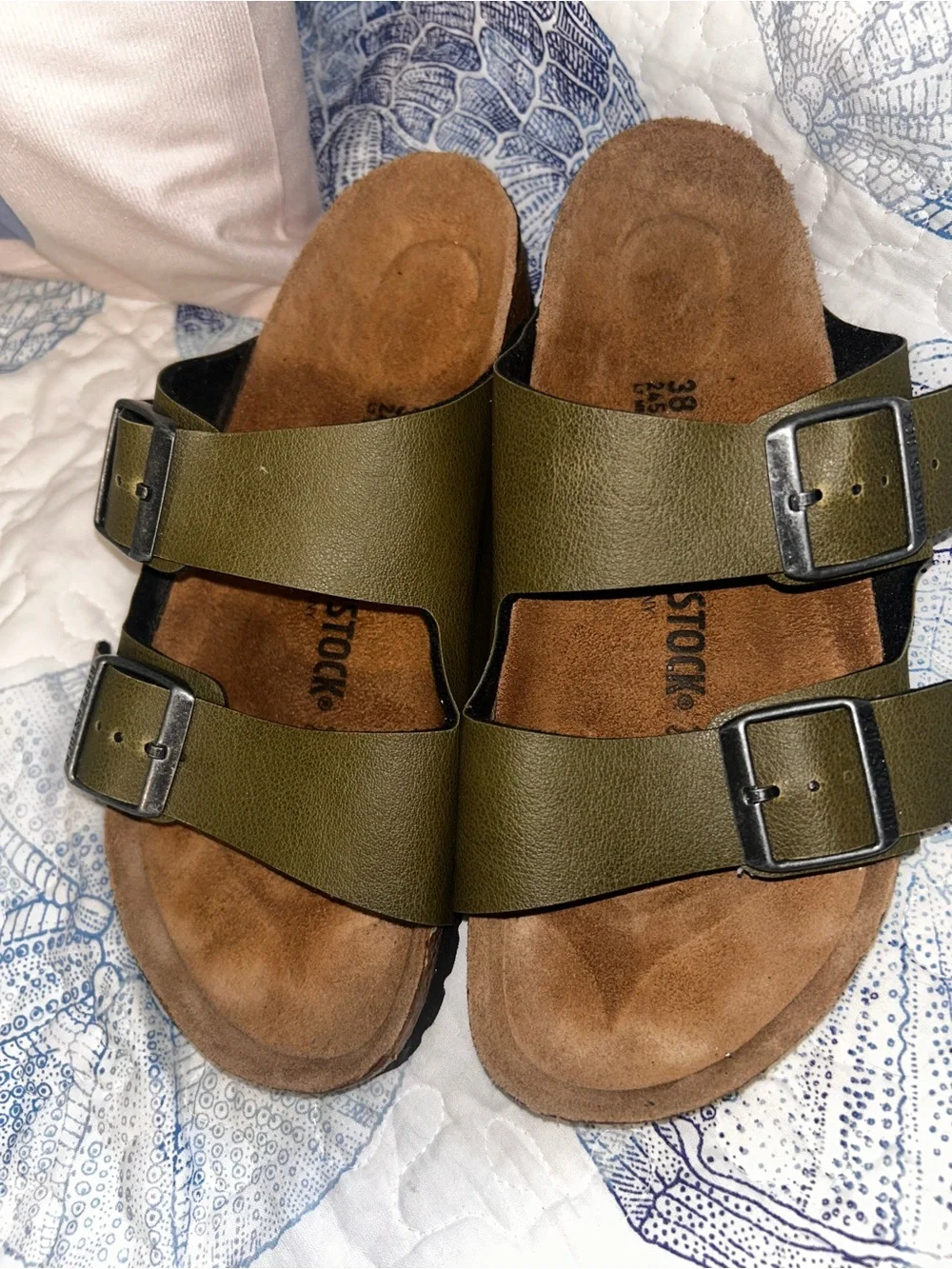 Birkenstock Olive Green Arizona Double Strap Sandals size 38=7/7.5